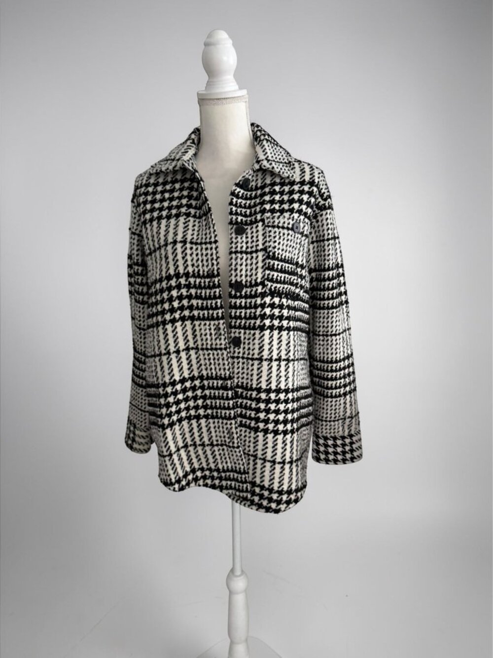 EXPRESS Black Plaid Shacket Shirt Jacket Size XS